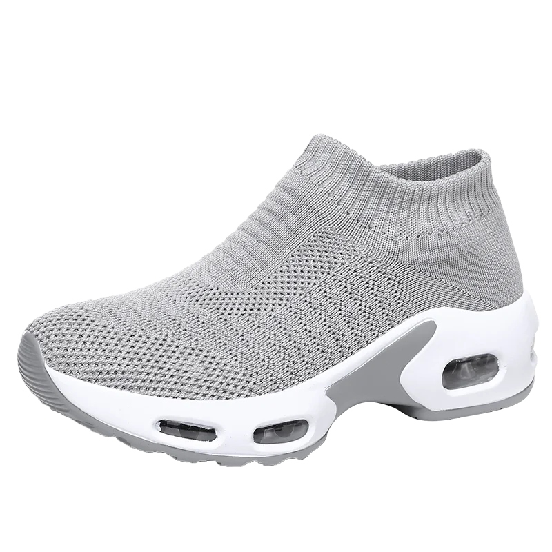 Women's Mesh Round Toe Slip-On Closure Breathable Sports Shoes