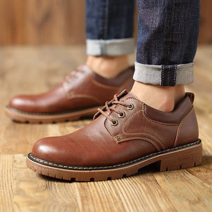 Men's Artificial Leather Round Toe Lace-up Closure Casual Shoes