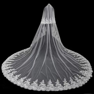 Women's Polyester Lace Edge Two-Layer Cathedral Wedding Veils