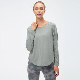 Women's Polyester O-Neck Long Sleeve Breathable Yoga Workout Top