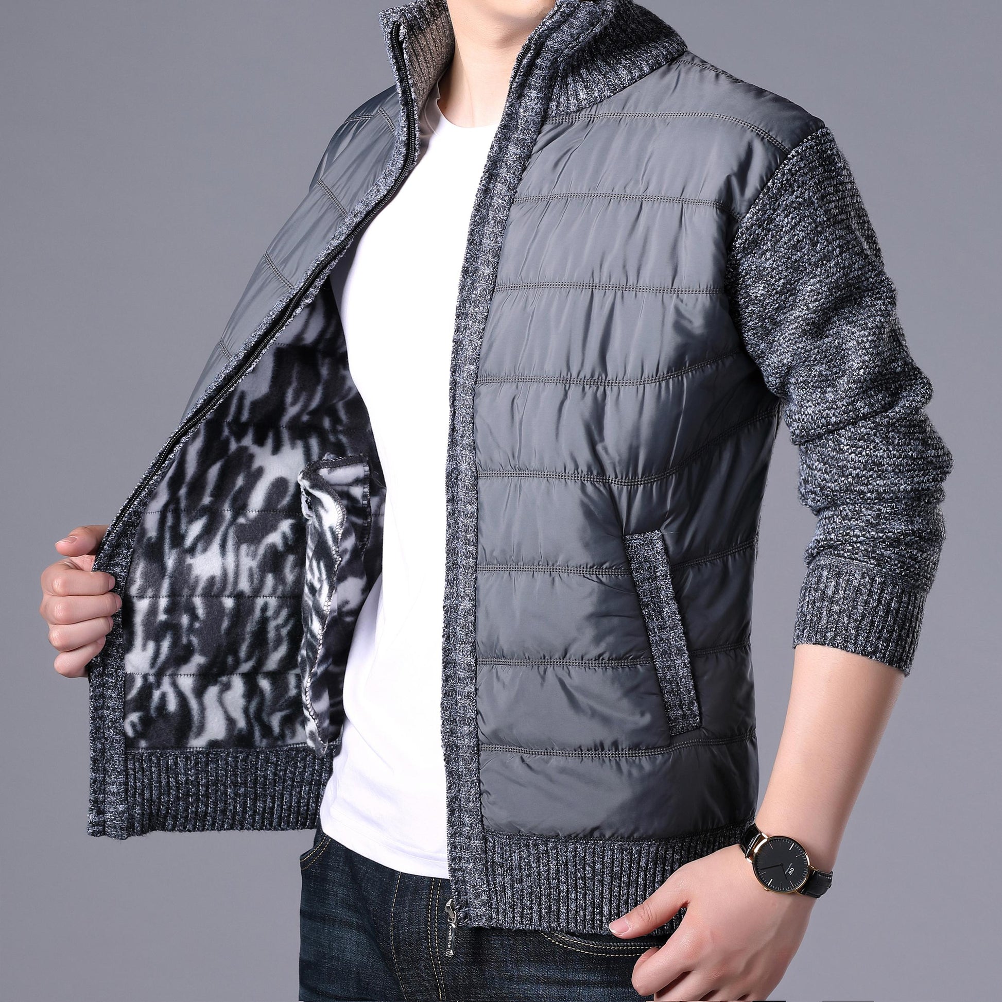 Men's Polyester Stand Neck Long Sleeve Zipper Closure Jacket