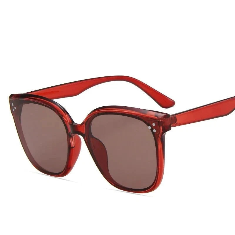 Women's Cat Eye Resin Frame Plastic Lens UV400 Luxury Sunglasses