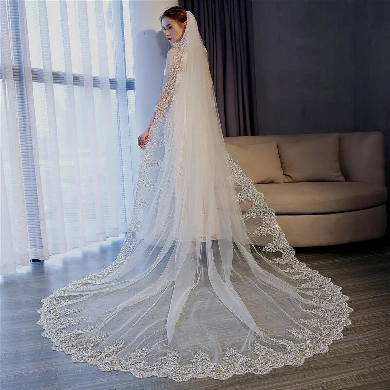 Women's Polyester Lace Edge One-Layer Cathedral Wedding Veils