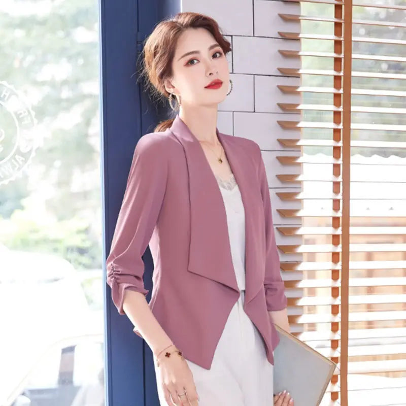 Women's Polyester Notched Full Sleeves Single Button Blazer