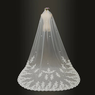 Women's Polyester Applique Edge One-Layer Cathedral Wedding Veils