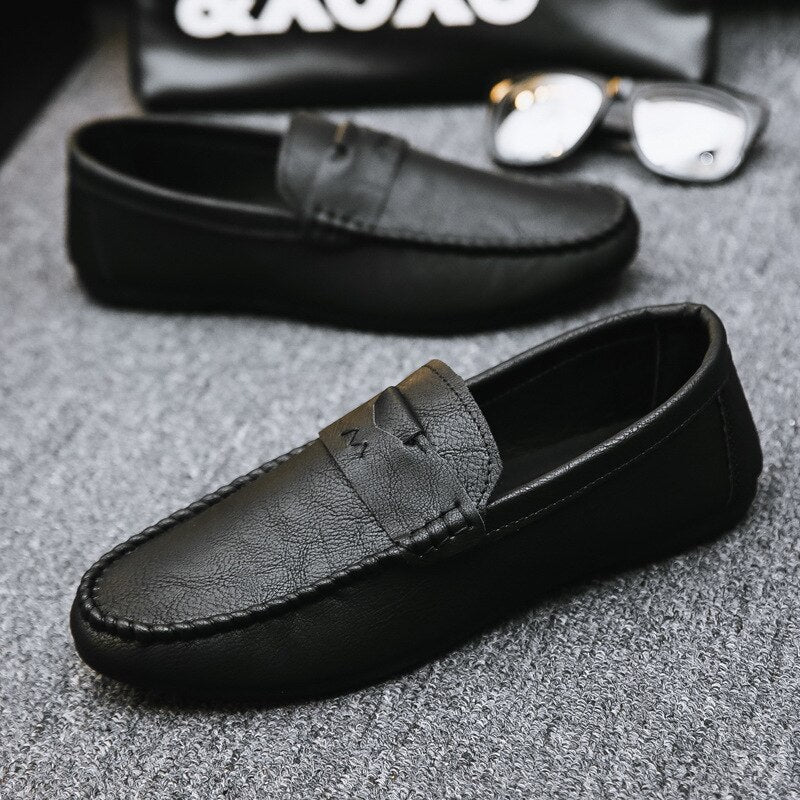 Men's PU Leather Round Toe Slip-On Closure Luxury Casual Shoes