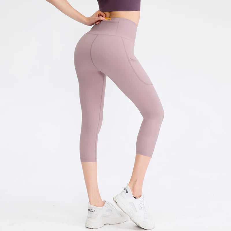 Women's Polyester High Elastic Waist Solid Pattern Yoga Leggings