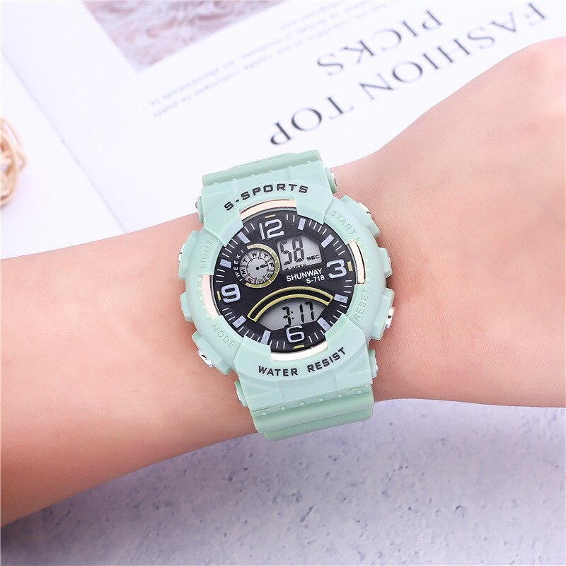 Men's Alloy Case Luminous Multifunction Electronic Trendy Watch