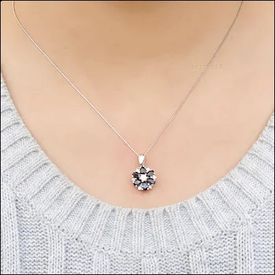 Women's 100% 925 Sterling Silver Sapphire Flower Shaped Necklace