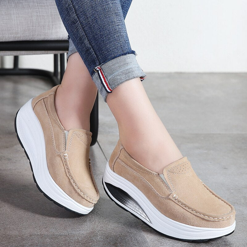 Women's Flock Round Toe Platform Slip-On Casual Wear Shoes