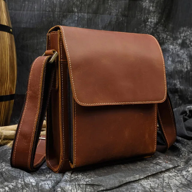 Men's Genuine Leather Zipper Closure Solid Pattern Shoulder Bag