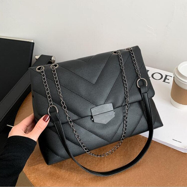 Women's PU Leather Cover Closure Solid Pattern Shoulder Bag