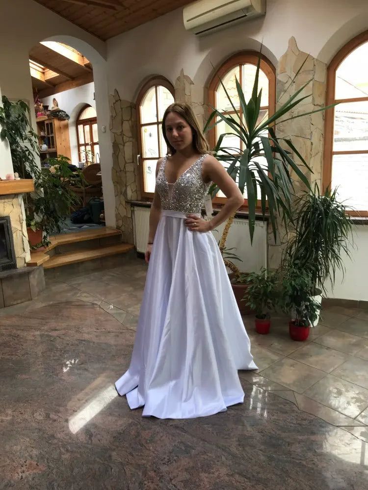 Women's Polyester V-Neck Sleeveless A-Line Bridal Wedding Dress