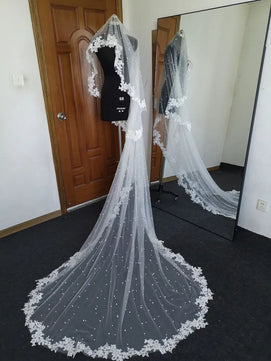 Women's Polyester Applique Edge One-Layer Cathedral Wedding Veils