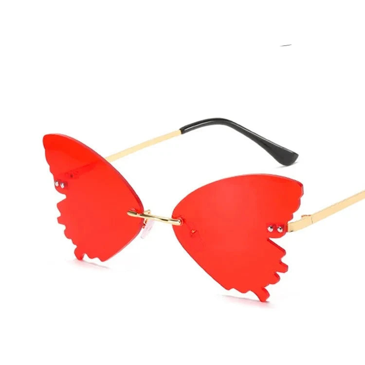 Women's Resin Frame Polaroid Lens Butterfly Shaped Sunglasses