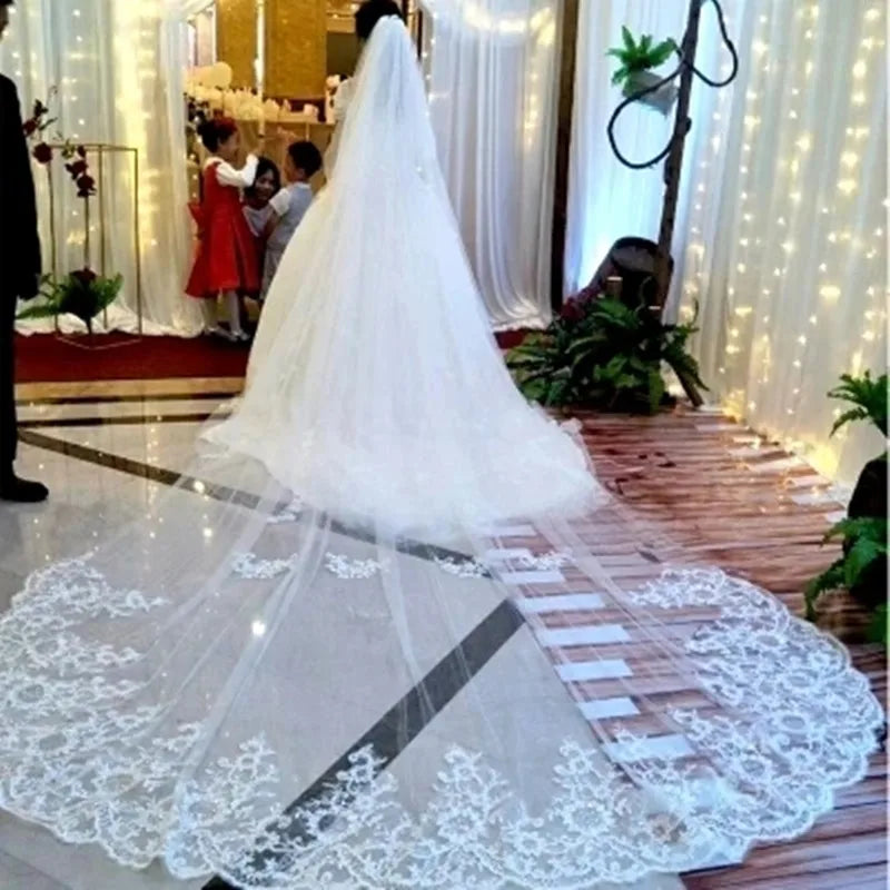 Women's Polyester Applique Edge Two-Layer Embroidery Bridal Veils