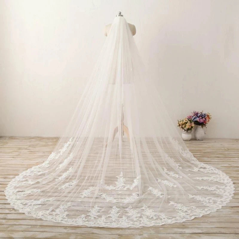 Women's Polyester Applique Edge One-Layer Embroidery Bridal Veils