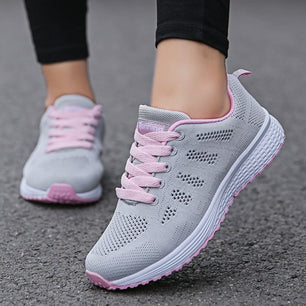 Women's Mesh Round Toe Lace-up Closure Breathable Sport Sneakers