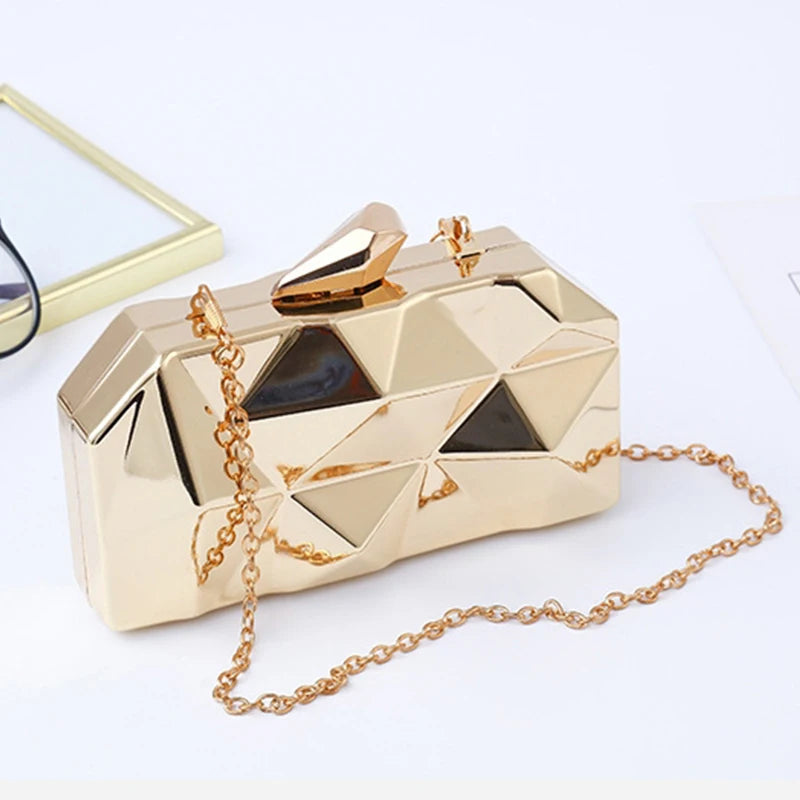 Women's Metallic Hasp Closure Geometric Bridal Wedding Clutch