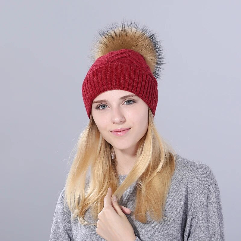 Women's Wool Solid Pattern Casual Wear Knitted Winter Warm Hat