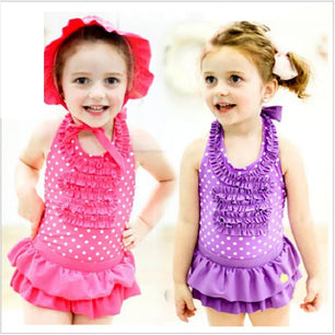 Kid's Polyester O-Neck Dotted Pattern Trendy Bathing Swimwear Set