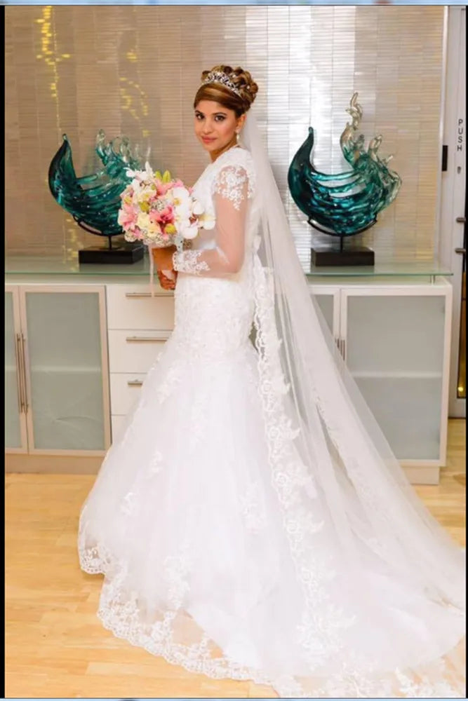 Women's Polyester Lace Edge One-Layer Cathedral Wedding Veils