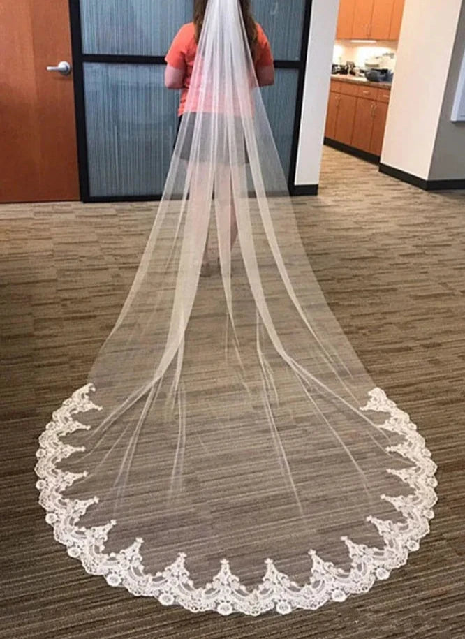 Women's Nylon Lace Edge One-Layer Cathedral Wedding Veils