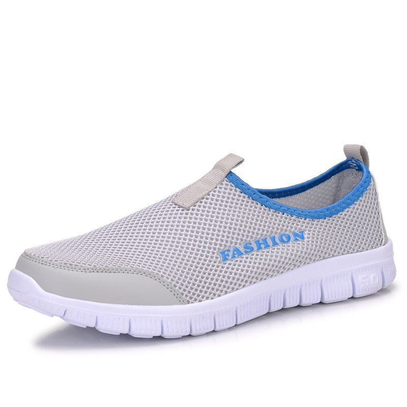 Women's Mesh Round Toe Slip-On Closure Casual Wear Sneakers