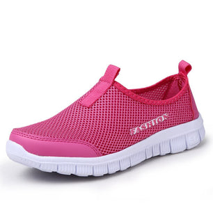 Women's Mesh Round Toe Slip-On Closure Casual Wear Sneakers