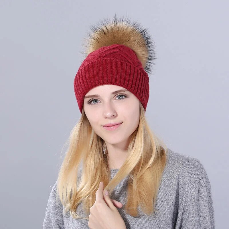 Women's Wool Solid Pattern Casual Wear Knitted Winter Warm Hat