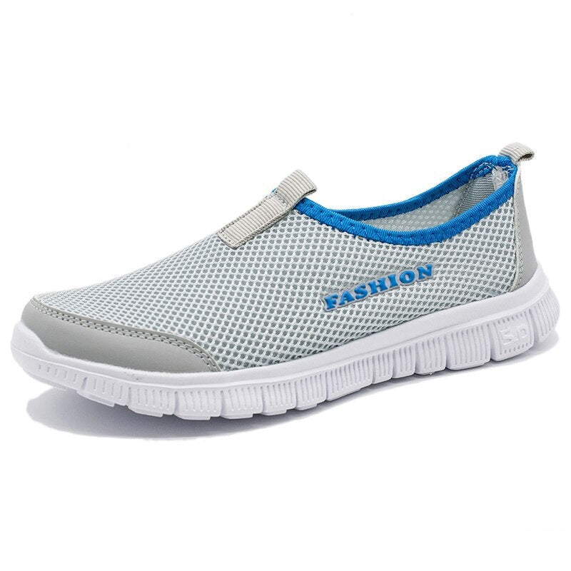 Women's Mesh Round Toe Slip-On Closure Casual Wear Sneakers