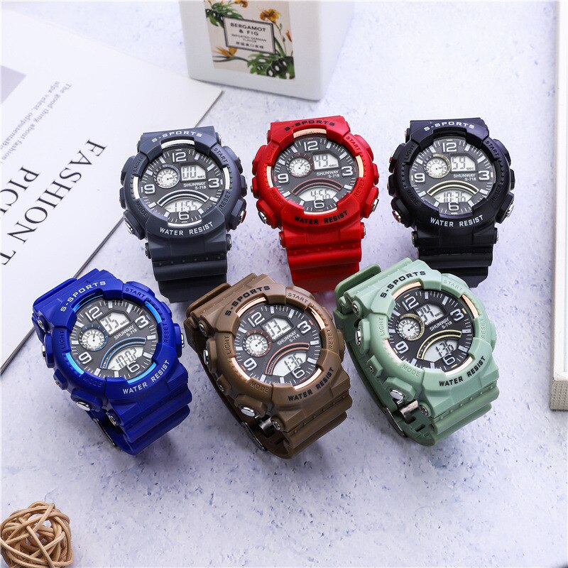 Men's Alloy Case Luminous Multifunction Electronic Trendy Watch