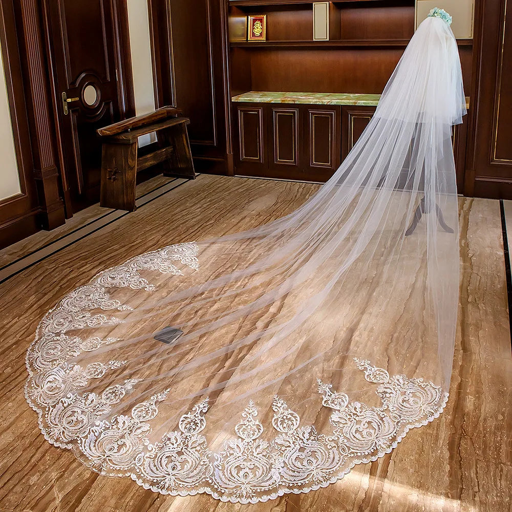 Women's Polyester Applique Edge Two-Layer Cathedral Wedding Veils