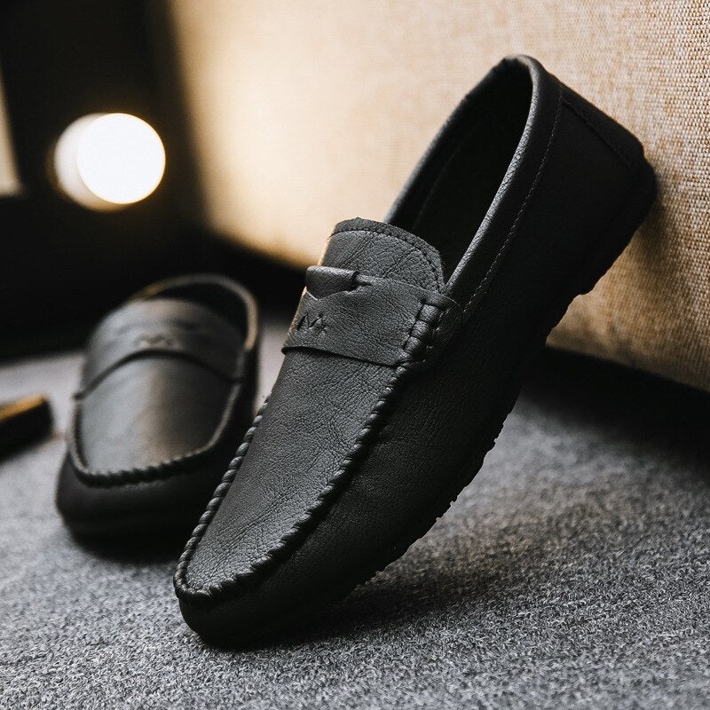 Men's PU Leather Round Toe Slip-On Closure Luxury Casual Shoes