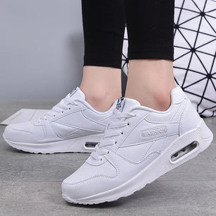 Women's Leather Round Toe Lace-Up Closure Jogging Sports Sneakers