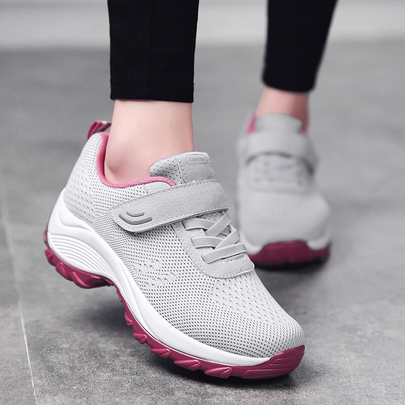 Women's Mesh Lace-Up Solid Pattern Walking Gym Running Shoes