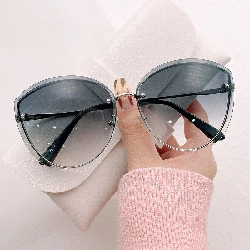 Women's Cat Eye Alloy Frame Resin Lens Trendy Shades Sunglasses