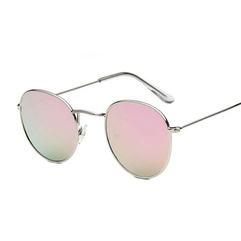 Women's Alloy Frame Acrylic Lens Oval Shaped Classic Sunglasses