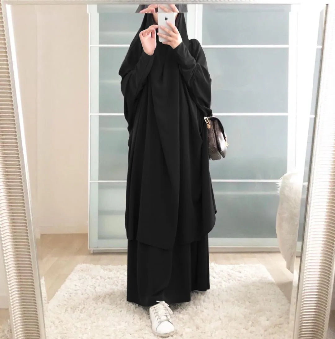 Women's Arabian Polyester Full Sleeve Plain Pattern Elegant Abaya