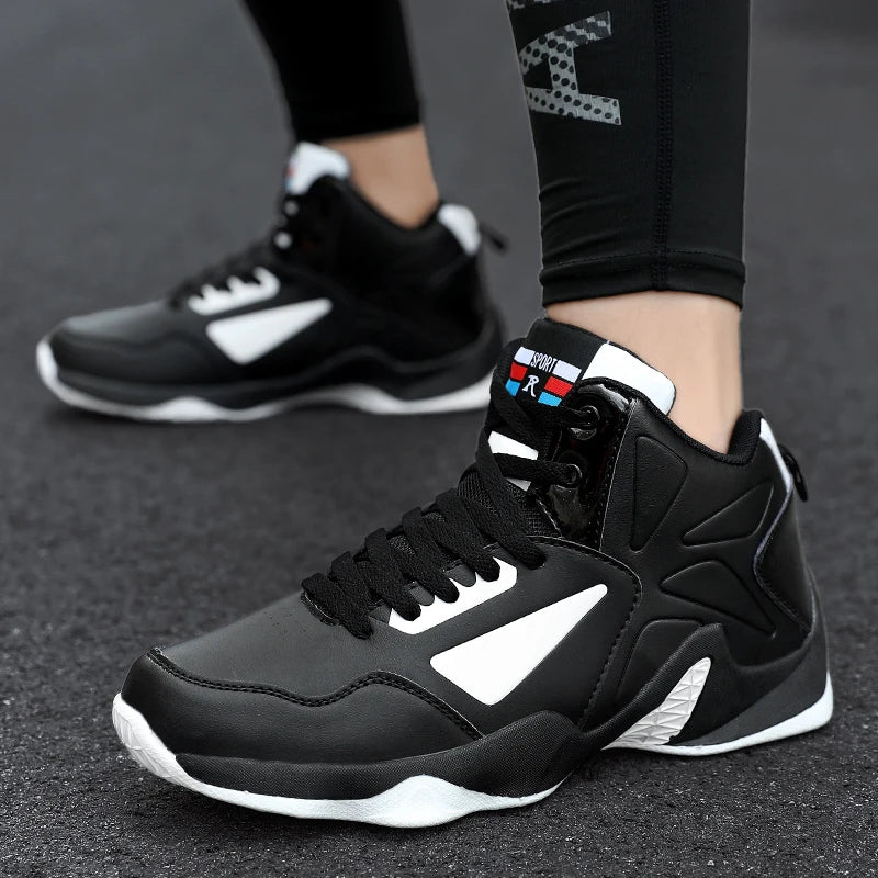 Men's Synthetic Round Toe Lace-Up Closure Sport Wear Sneakers