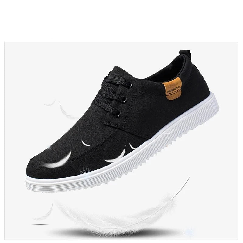 Men's Canvas Round Toe Lace-Up Closure Solid Pattern Sneakers