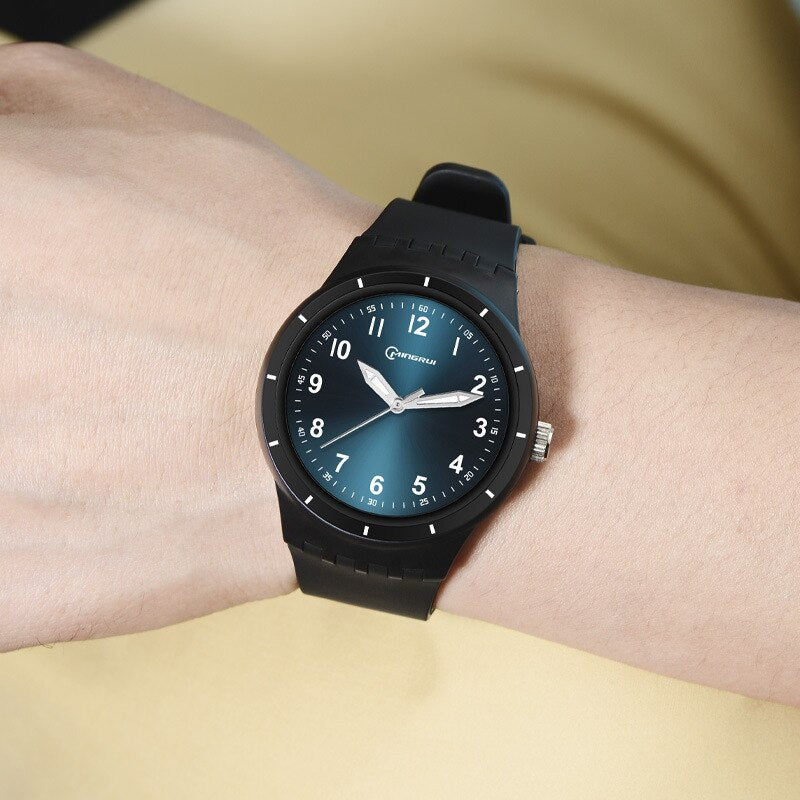 Men's Plastic Case Buckle Clasp Round Shaped Luminous Watch