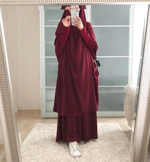 Women's Arabian Polyester Full Sleeve Plain Pattern Elegant Abaya