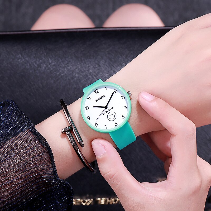 Kid's Alloy Case Buckle Clasp Round Shape Electronic Watch