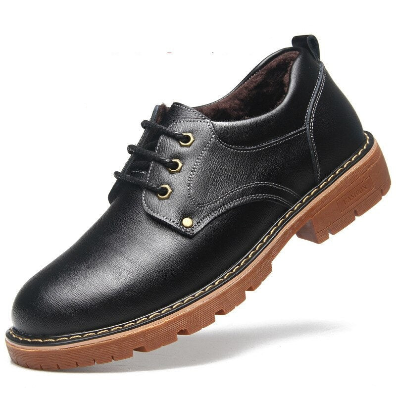 Men's Artificial Leather Round Toe Lace-up Closure Casual Shoes