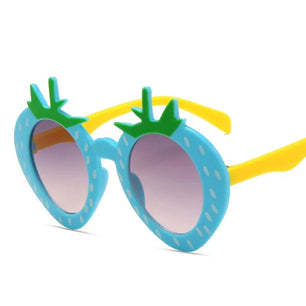 Kid's Plastic Frame Glass Lens Strawberry Shape UV400 Sunglasses