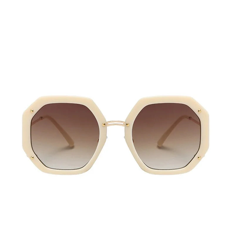 Women's Resin Frame Plastic Lens Square Shaped Trendy Sunglasses