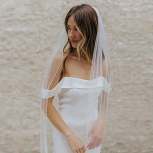 Women's Polyester Bead Edge One-Layer Fingertip Wedding Veils