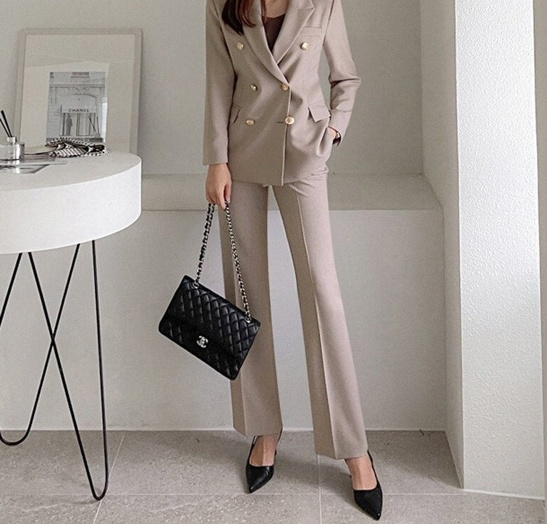 Women's Notched Collar Full Sleeves Double Breasted Blazer Set