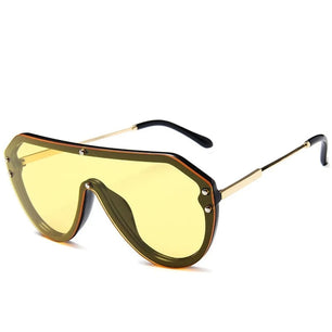 Women's Alloy Frame Acrylic Lens Oval Shaped Vintage Sunglasses